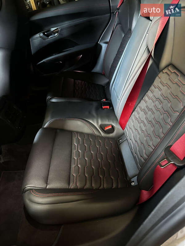 Купе Audi RS e-tron GT 2021 в Стрые