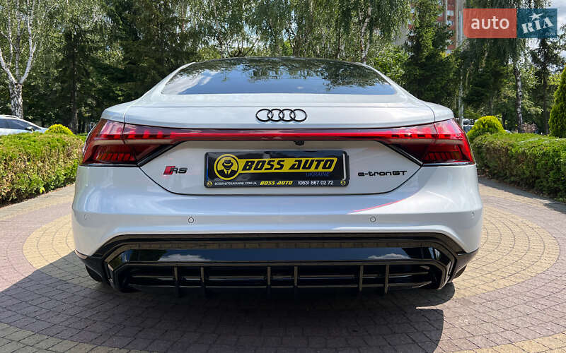 Купе Audi RS e-tron GT 2021 в Львові