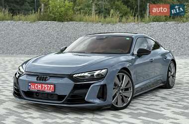 Купе Audi RS e-tron GT 2021 в 