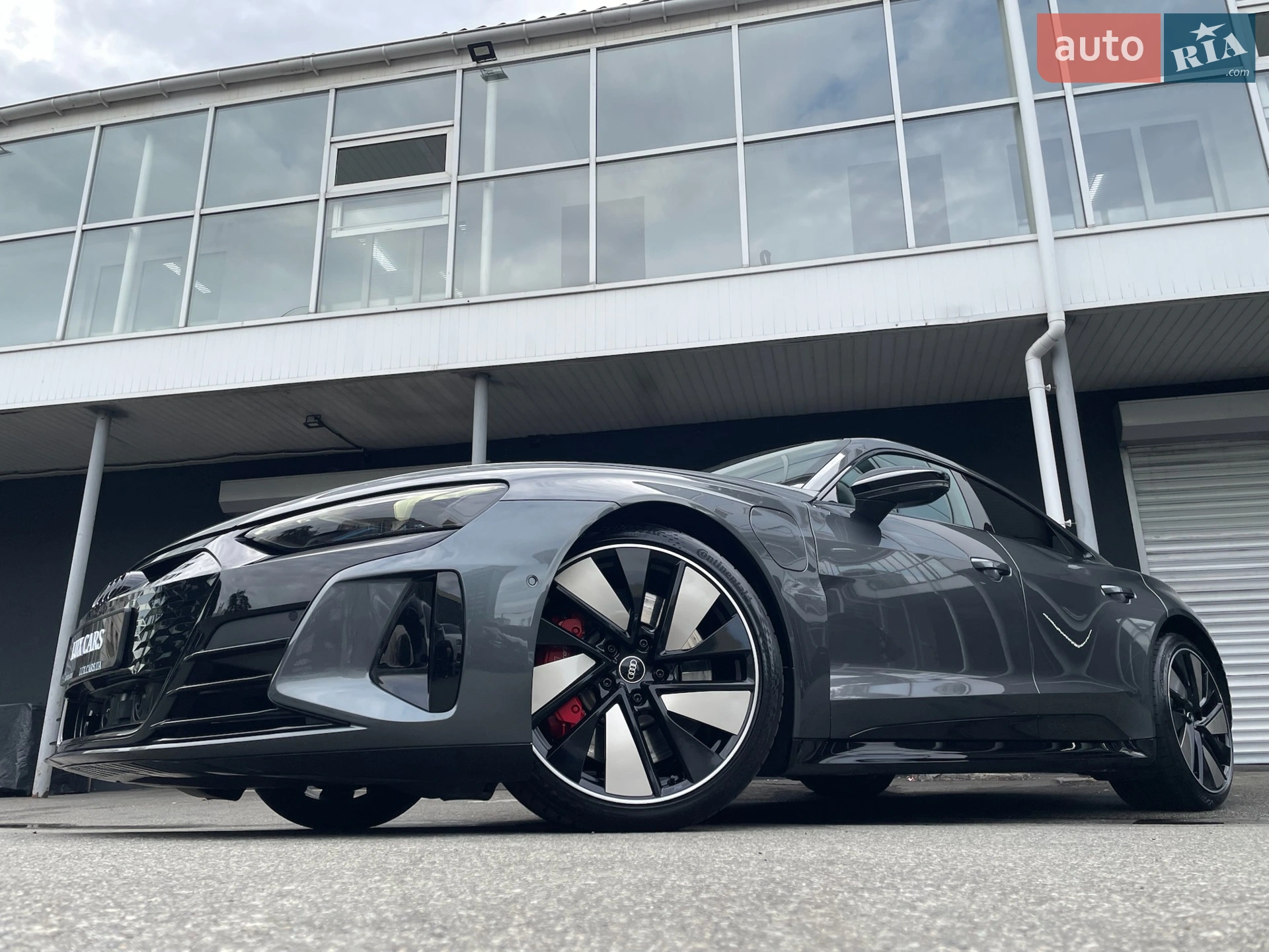2022 Audi RS e-tron GT - мініатюра 17