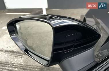 Купе Audi RS e-tron GT 2022 в 