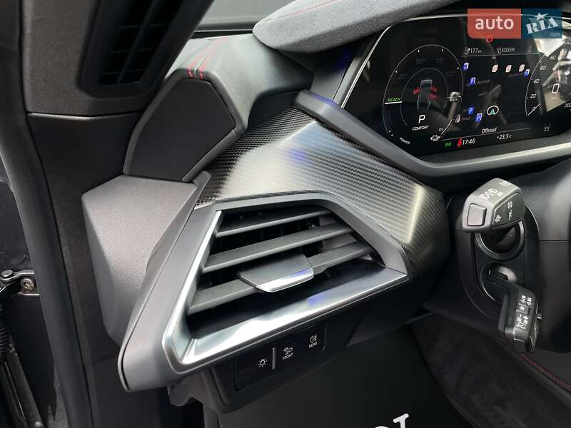 Купе Audi RS e-tron GT 2022 в Києві