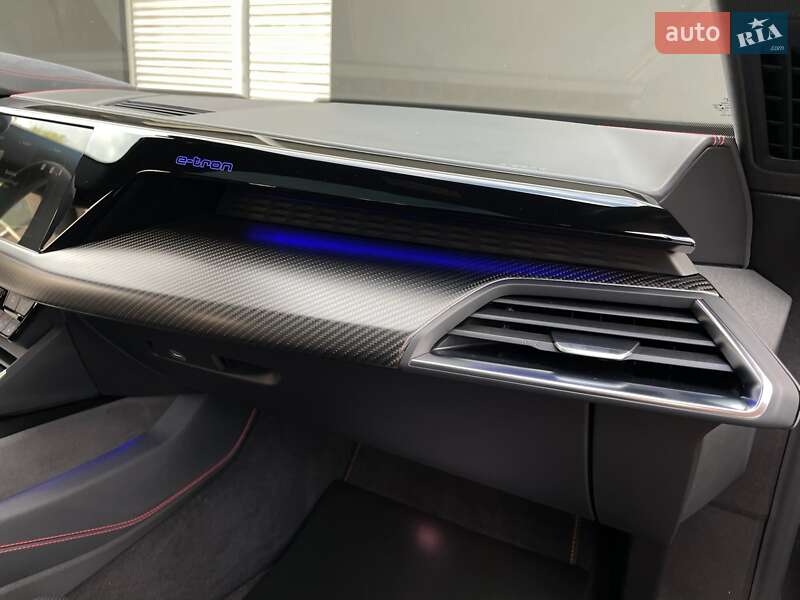 Купе Audi RS e-tron GT 2022 в Києві
