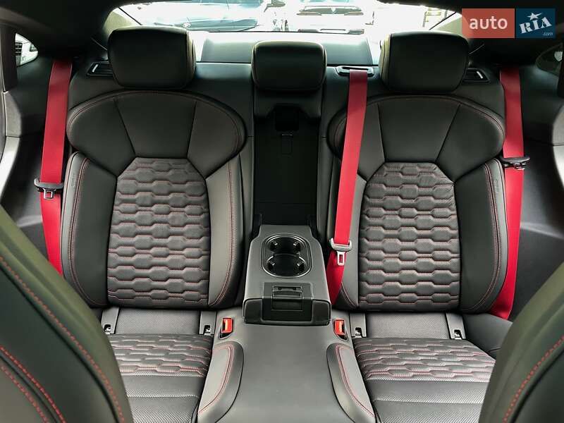 Купе Audi RS e-tron GT 2022 в Києві