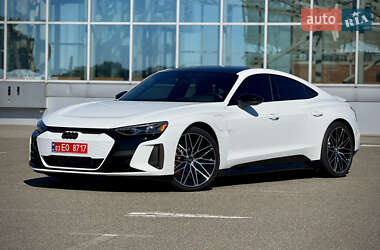 Купе Audi RS e-tron GT 2024 в Киеве