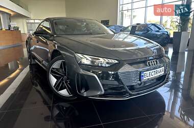 Купе Audi RS e-tron GT 2023 в Дніпрі