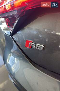 Купе Audi RS e-tron GT 2023 в 