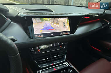 Купе Audi RS e-tron GT 2022 в 