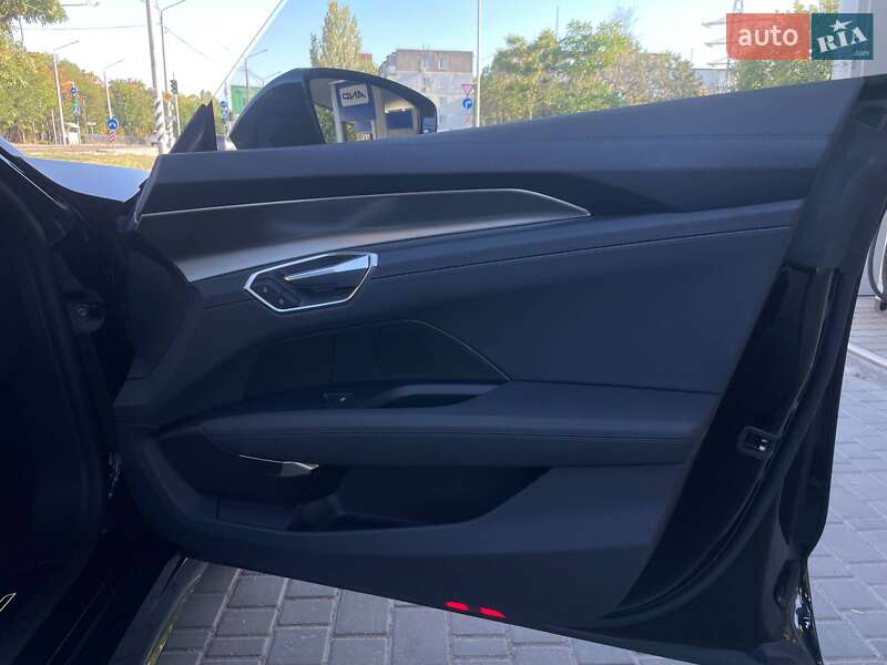 Купе Audi RS e-tron GT 2023 в Миколаєві фото 16 Купе Audi RS e-tron GT 2023 в Миколаєві