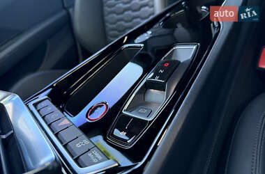 Купе Audi RS e-tron GT 2021 в 