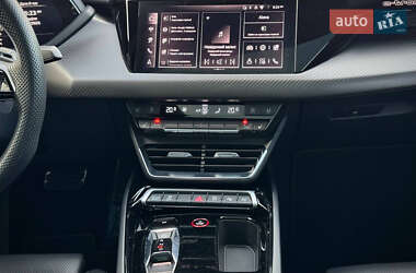Купе Audi RS e-tron GT 2024 в 
