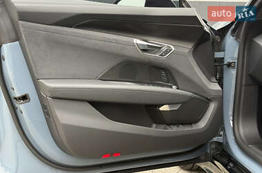 Купе Audi RS e-tron GT 2024 в 