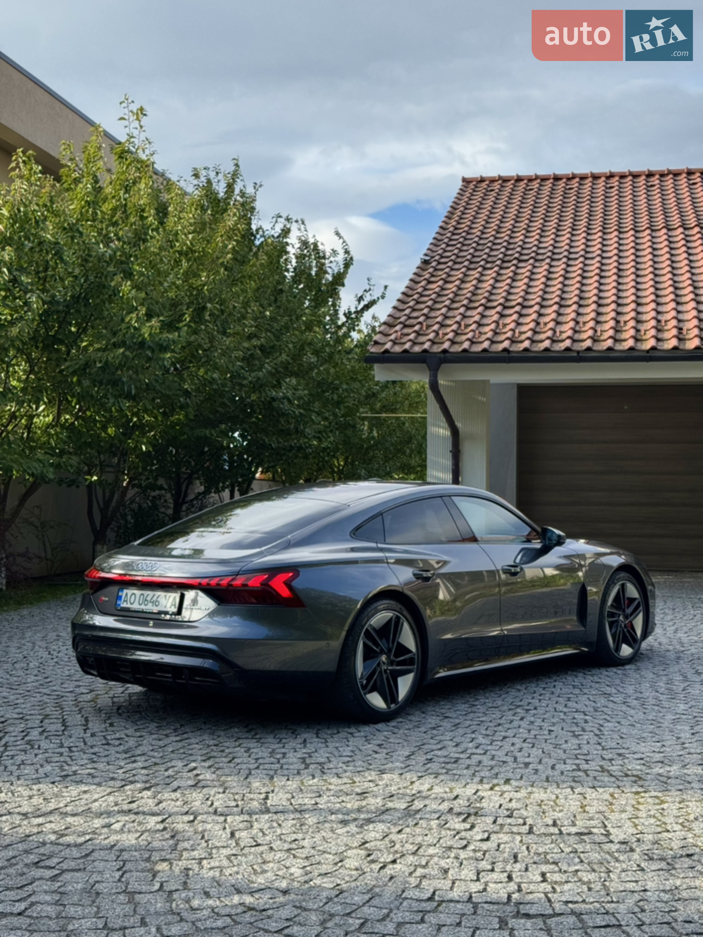2022 Audi RS e-tron GT - мініатюра 11
