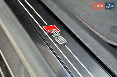 Купе Audi RS e-tron GT 2022 в 