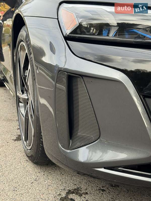 Купе Audi RS e-tron GT 2024 в Дніпрі