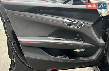 Купе Audi RS e-tron GT 2023 в 
