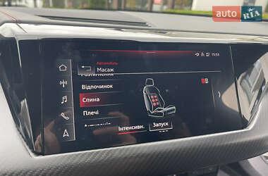 Купе Audi RS e-tron GT 2021 в 
