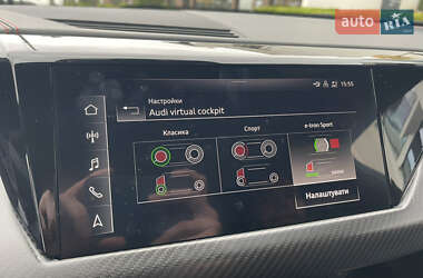 Купе Audi RS e-tron GT 2021 в 