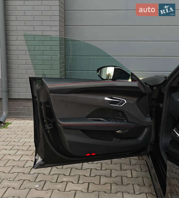 Купе Audi RS e-tron GT 2023 в Луцьку фото 30 Купе Audi RS e-tron GT 2023 в Луцьку