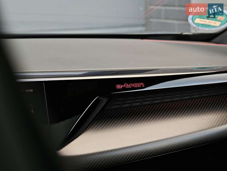 Купе Audi RS e-tron GT 2023 в Луцьку фото 67 Купе Audi RS e-tron GT 2023 в Луцьку