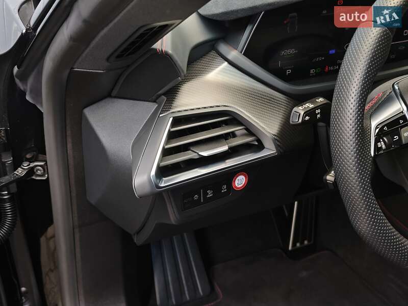 Купе Audi RS e-tron GT 2023 в Луцьку фото 42 Купе Audi RS e-tron GT 2023 в Луцьку