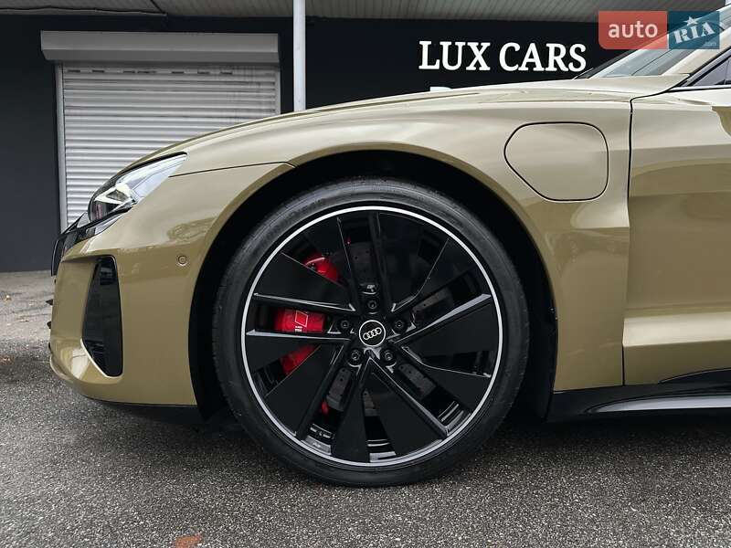 Купе Audi RS e-tron GT 2021 в Киеве фото 33 Купе Audi RS e-tron GT 2021 в Киеве
