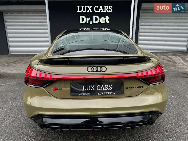 Купе Audi RS e-tron GT 2021 в Киеве фото 37 Купе Audi RS e-tron GT 2021 в Киеве
