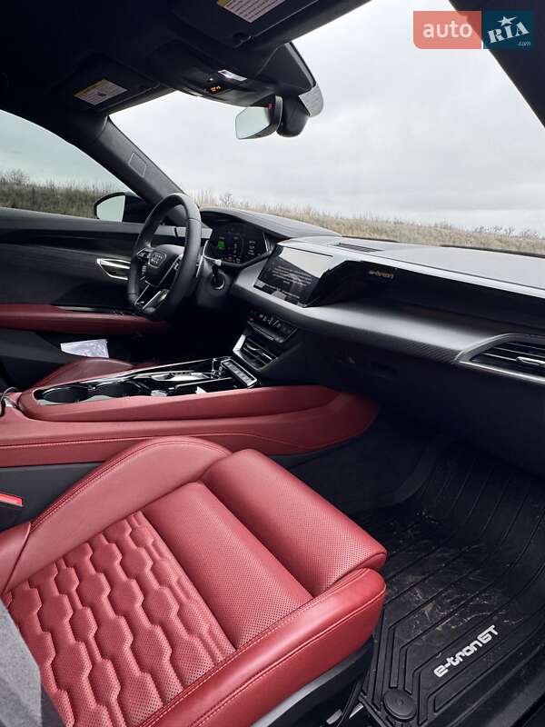 Купе Audi RS e-tron GT 2024 в Дніпрі