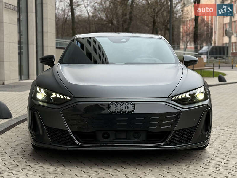 Купе Audi RS e-tron GT 2021 в Киеве