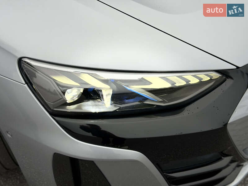 Купе Audi RS e-tron GT 2022 в Києві