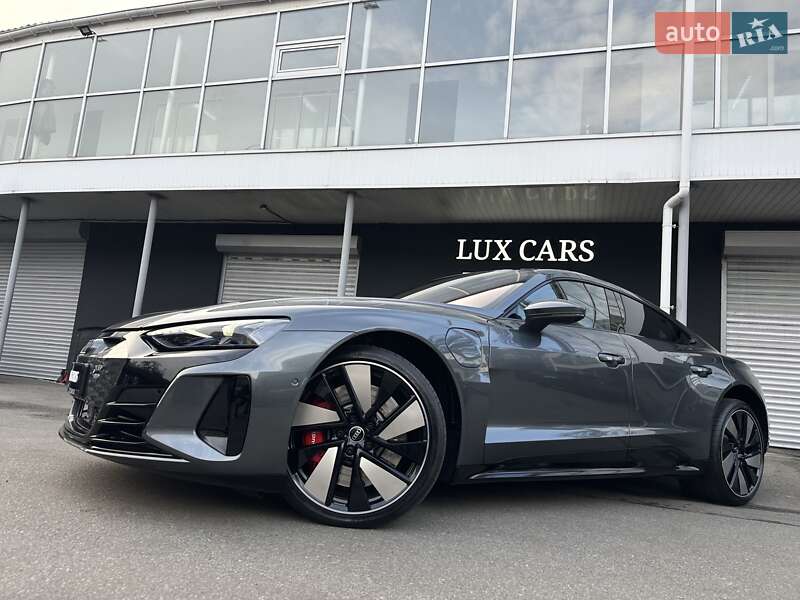 Купе Audi RS e-tron GT 2023 в Киеве