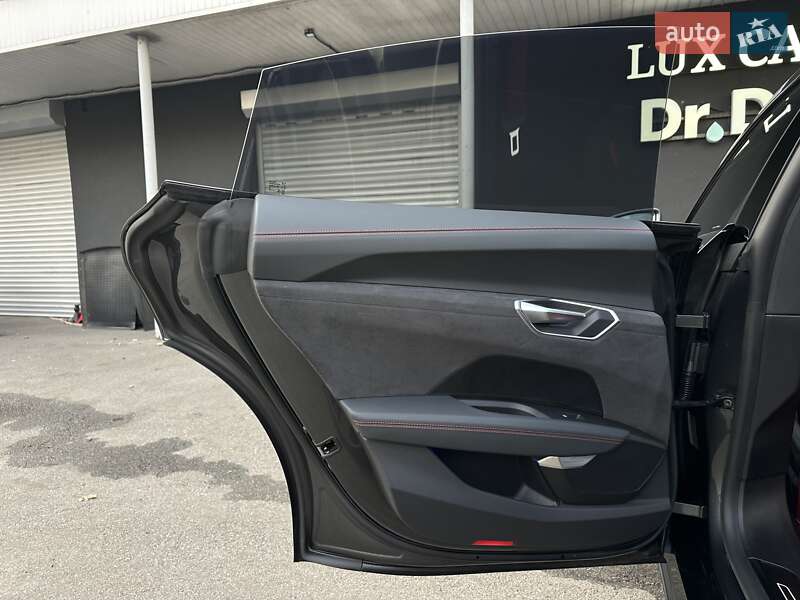 Купе Audi RS e-tron GT 2023 в Киеве