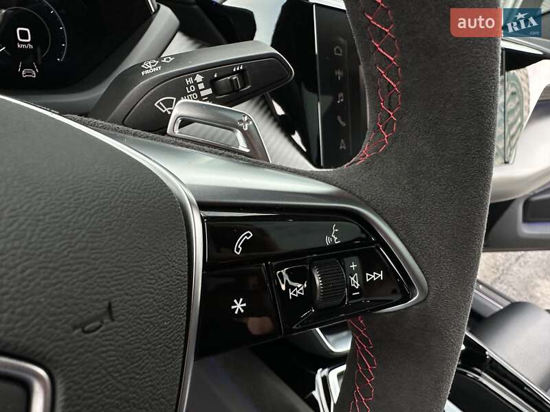 Купе Audi RS e-tron GT 2023 в Киеве
