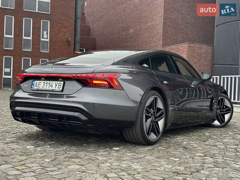 Купе Audi RS e-tron GT 2023 в Днепре