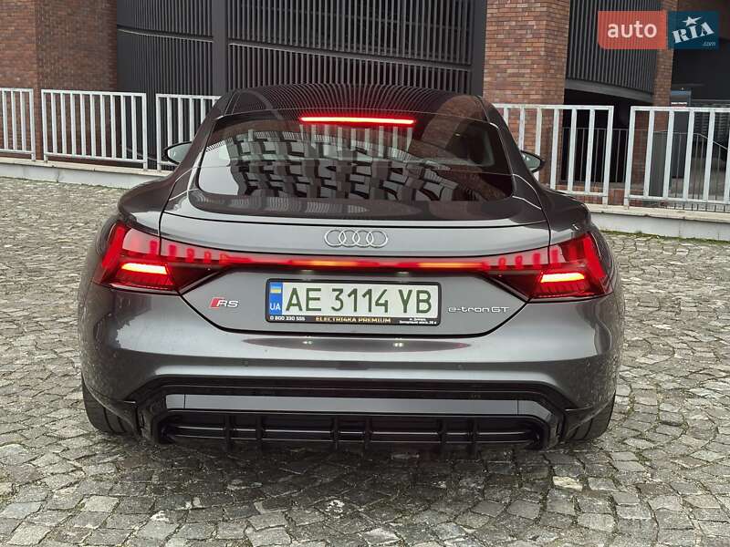 Купе Audi RS e-tron GT 2023 в Днепре
