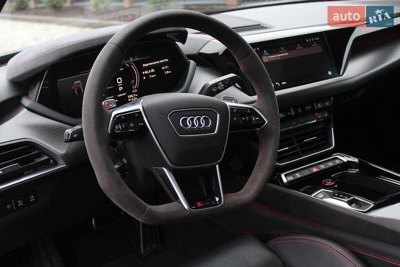 Купе Audi RS e-tron GT 2022 в Києві