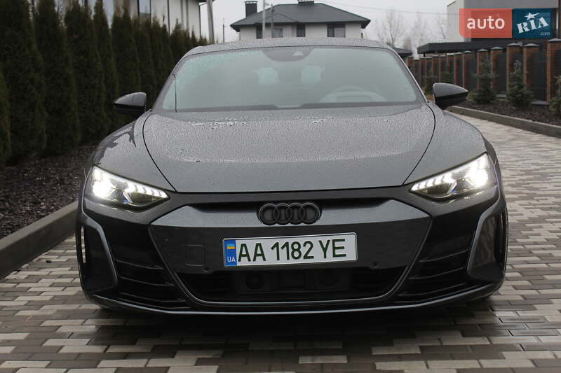 Купе Audi RS e-tron GT 2022 в Києві