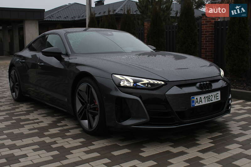 Купе Audi RS e-tron GT 2022 в Києві