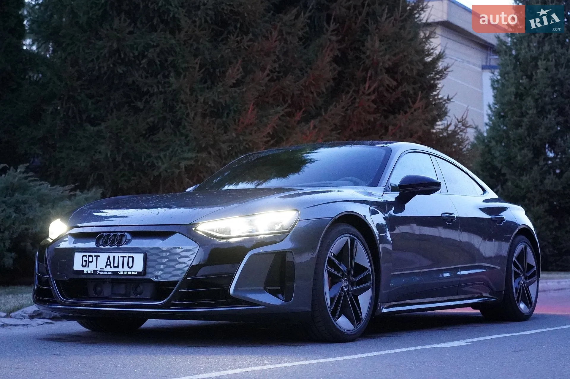2022 Audi RS e-tron GT - мініатюра 13