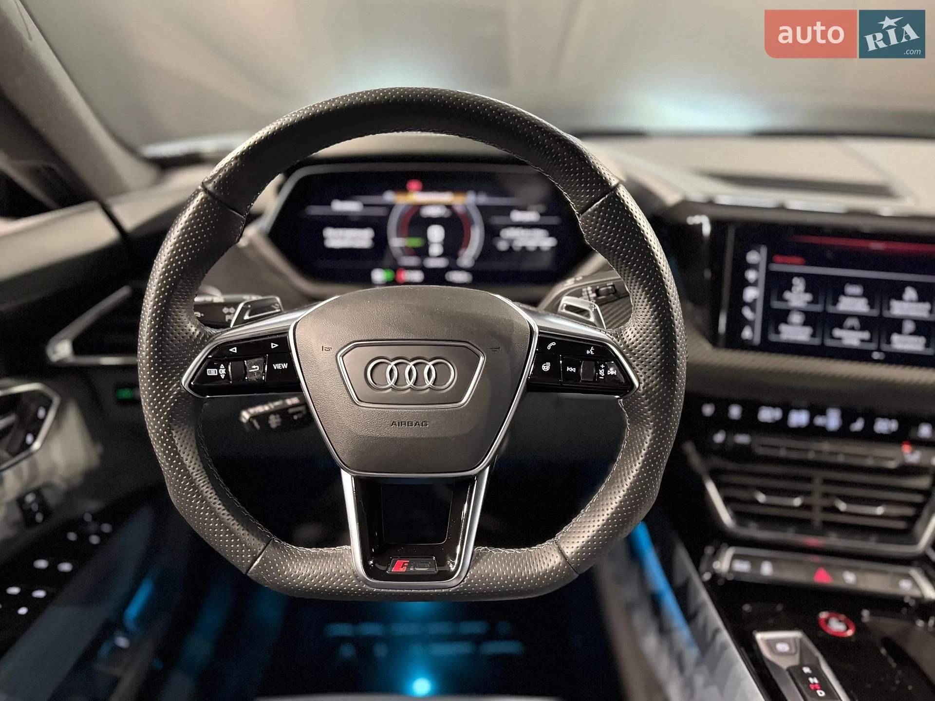2022 Audi RS e-tron GT - мініатюра 23