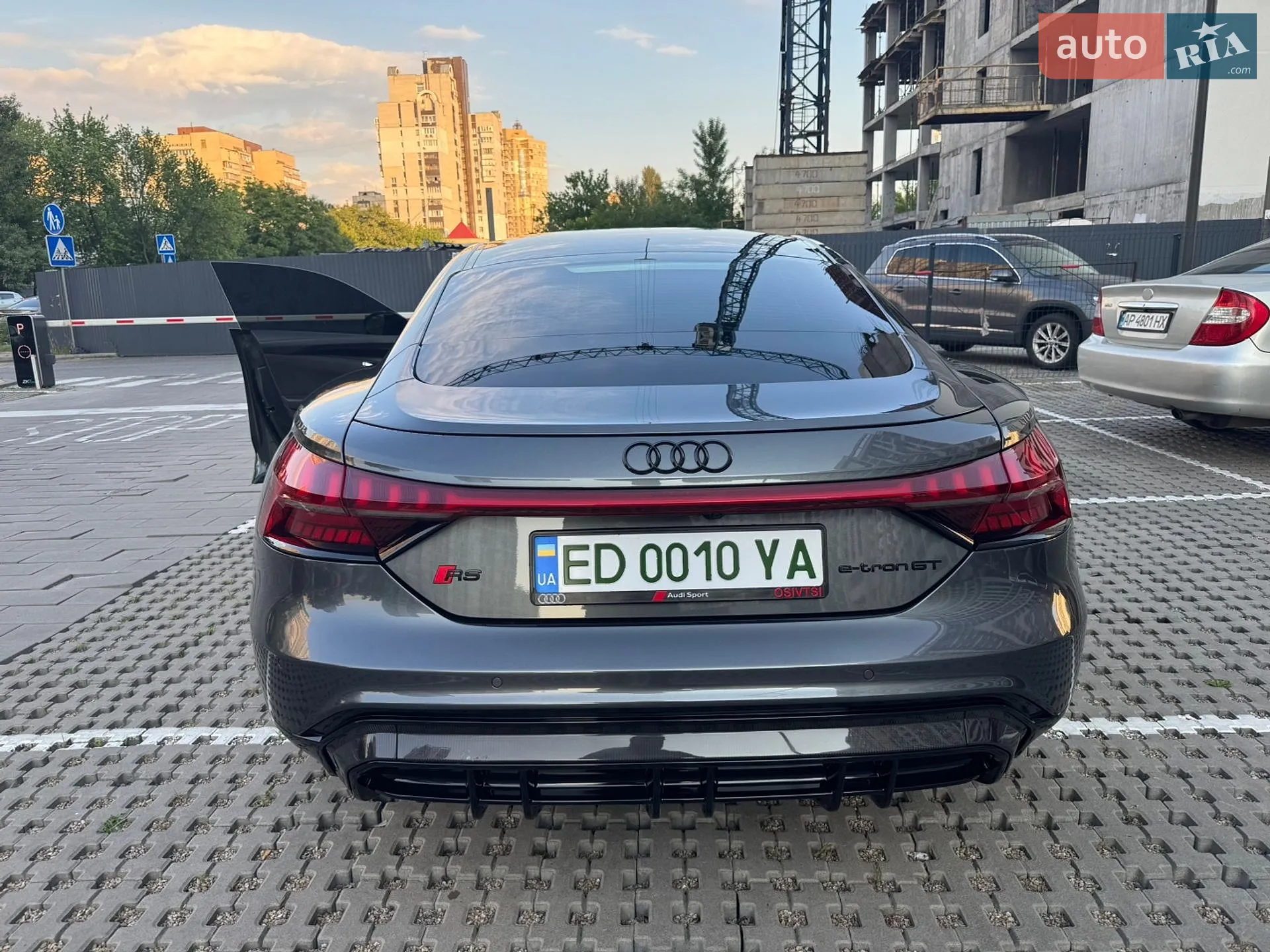 2024 Audi RS e-tron GT - мініатюра 16