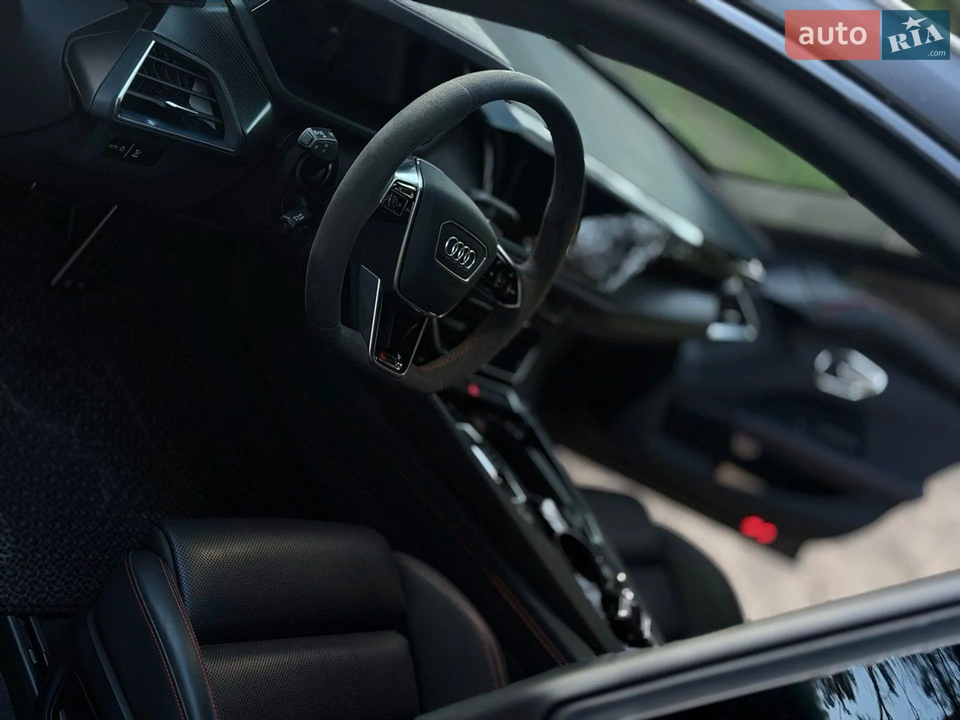 2021 Audi RS e-tron GT - мініатюра 24