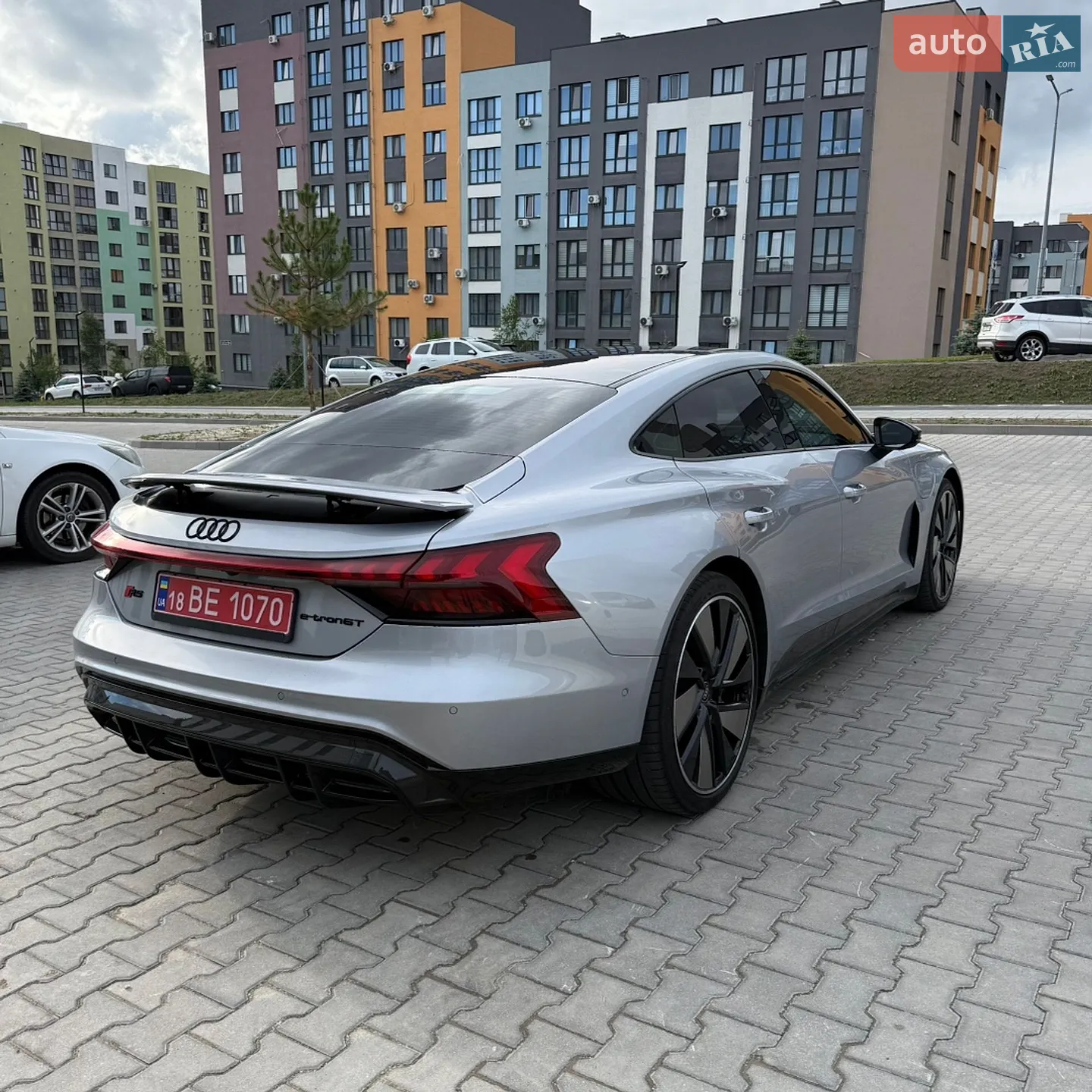 2022 Audi RS e-tron GT - мініатюра 7