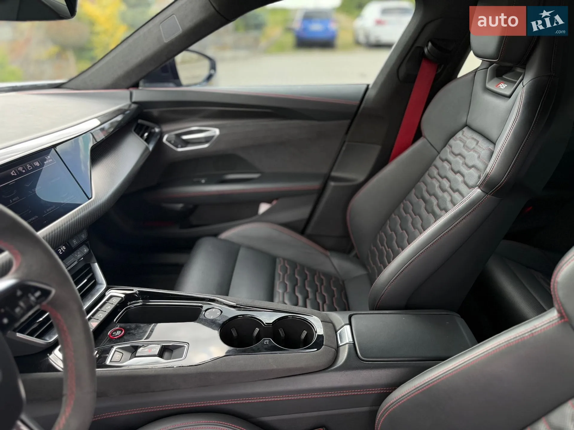 2021 Audi RS e-tron GT - мініатюра 40