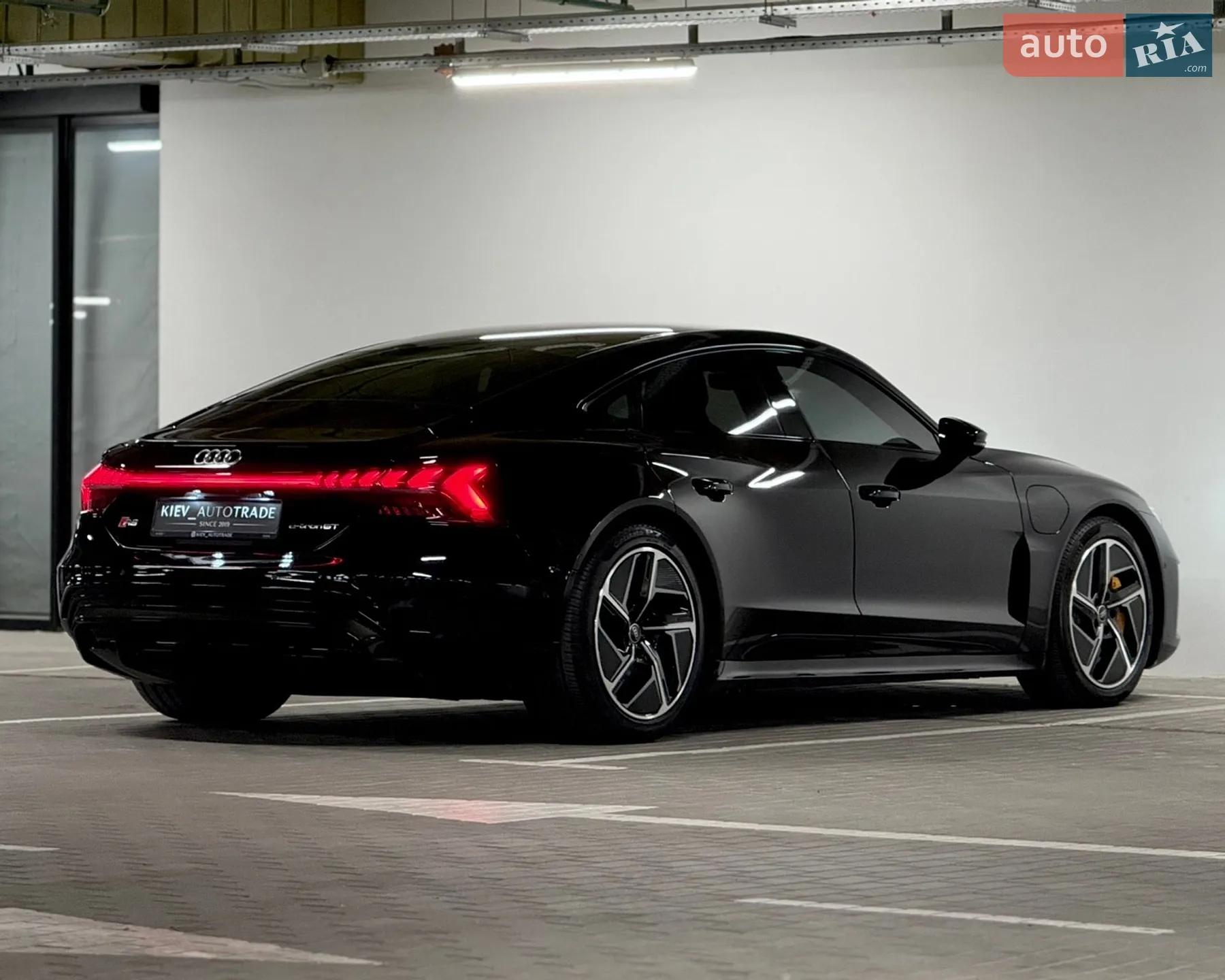 2024 Audi RS e-tron GT - мініатюра 12