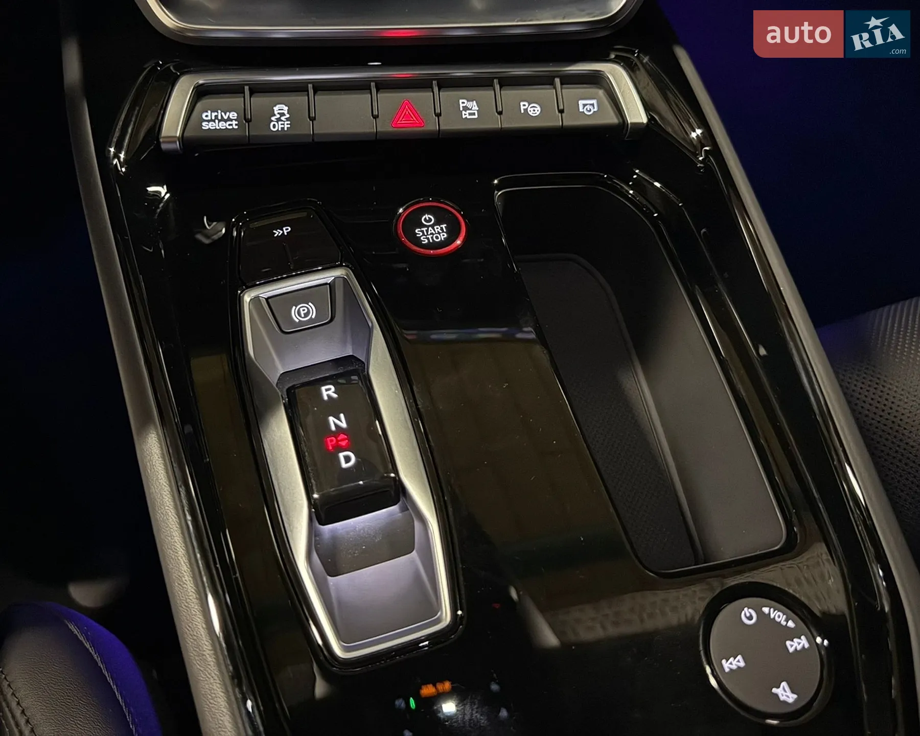 2024 Audi RS e-tron GT - мініатюра 32