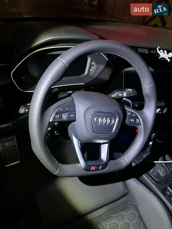 Внедорожник / Кроссовер Audi RS Q3 2021 в Киеве