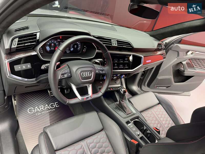 Позашляховик / Кросовер Audi RS Q3 2023 в Києві