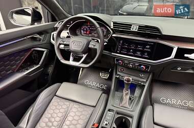 Внедорожник / Кроссовер Audi RS Q3 2023 в 