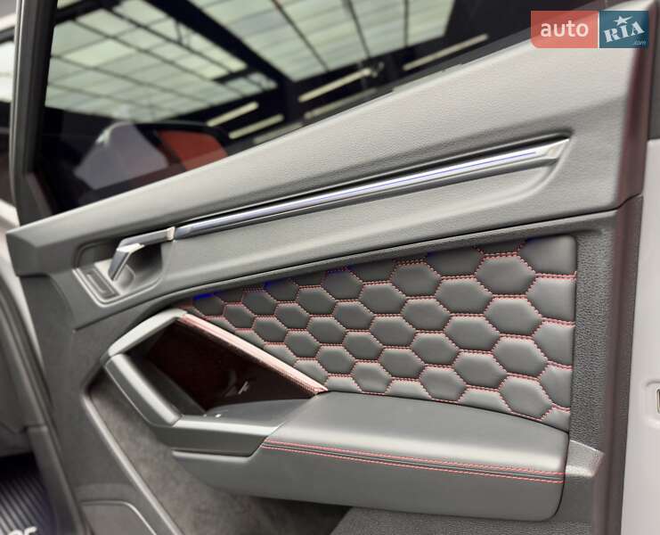 Позашляховик / Кросовер Audi RS Q3 2023 в Києві